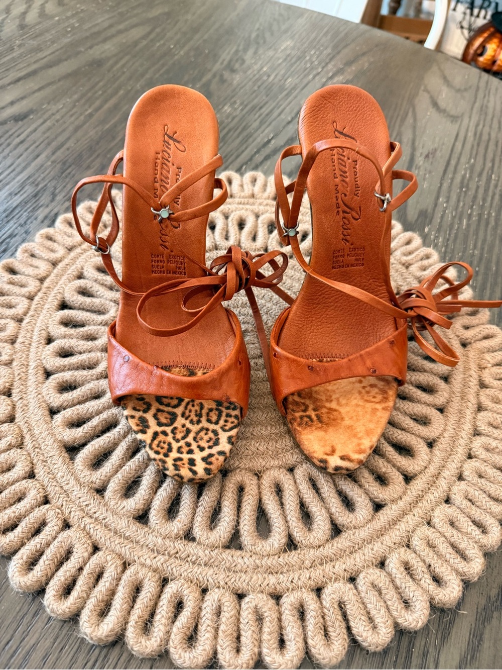 Luciano Rossi leather strappy lace up high-heel sandals, handmade, Vintage Sz 7